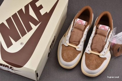 Hyperoad x Scott Jordan OG Air Low 1 Travis 0927